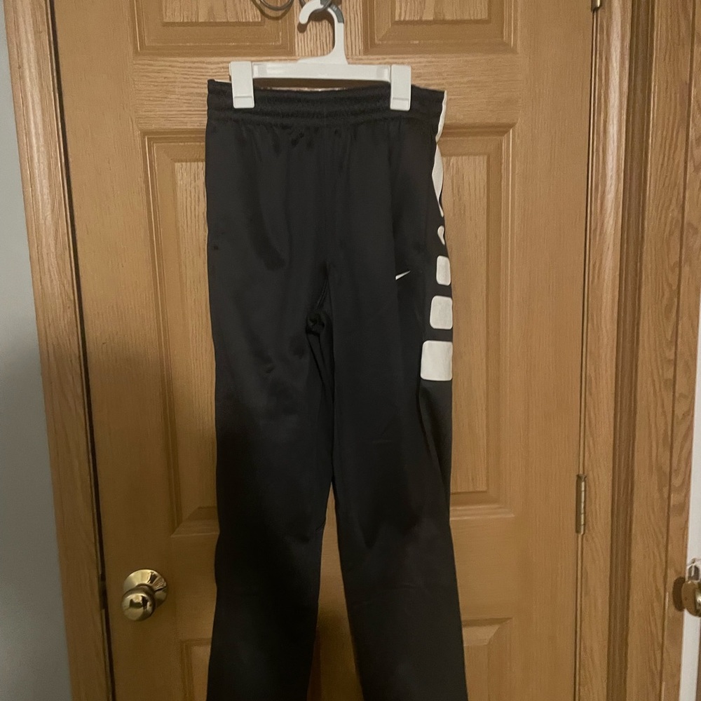 Nike men’s sweats